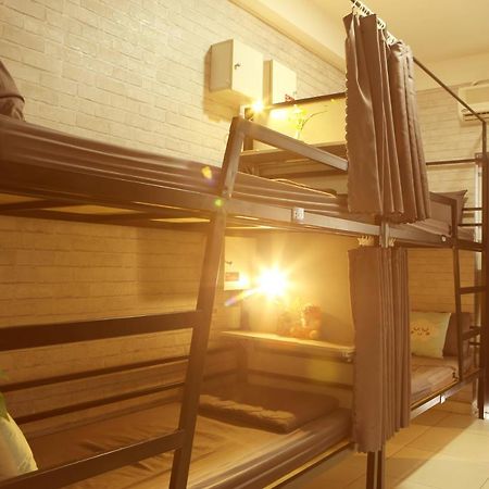 S Phuot Airport Hostel Ho Chi Minh City Exterior photo