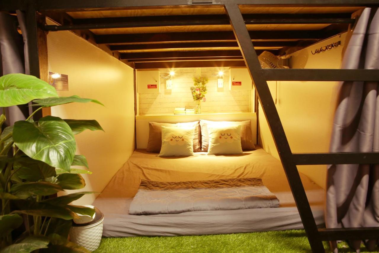 S Phuot Airport Hostel Ho Chi Minh City Exterior photo