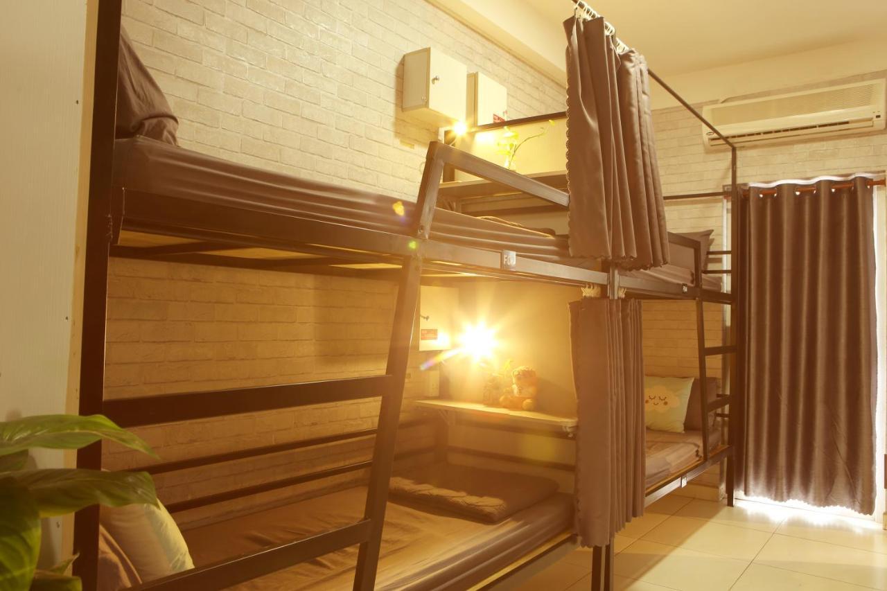 S Phuot Airport Hostel Ho Chi Minh City Exterior photo