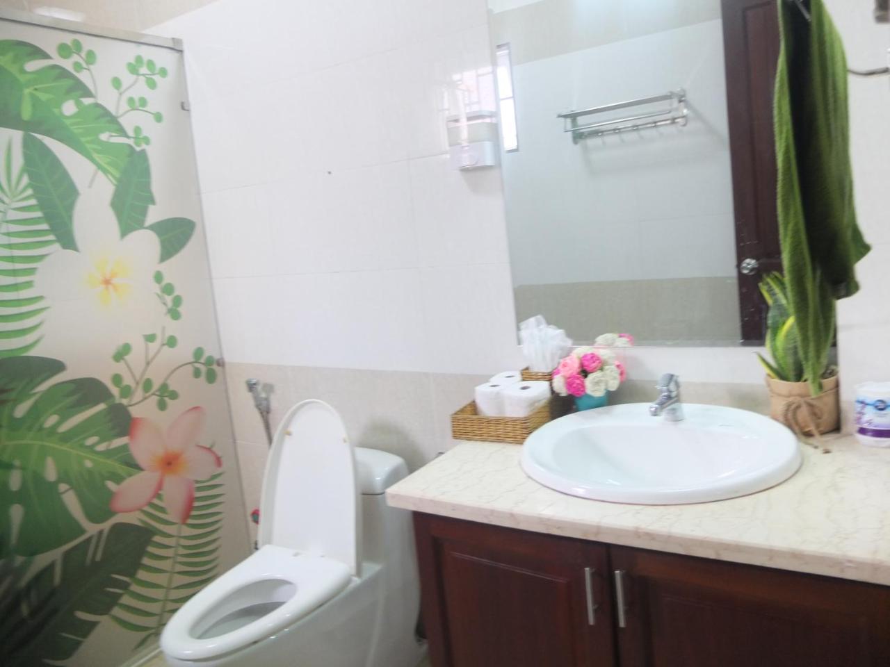 S Phuot Airport Hostel Ho Chi Minh City Exterior photo