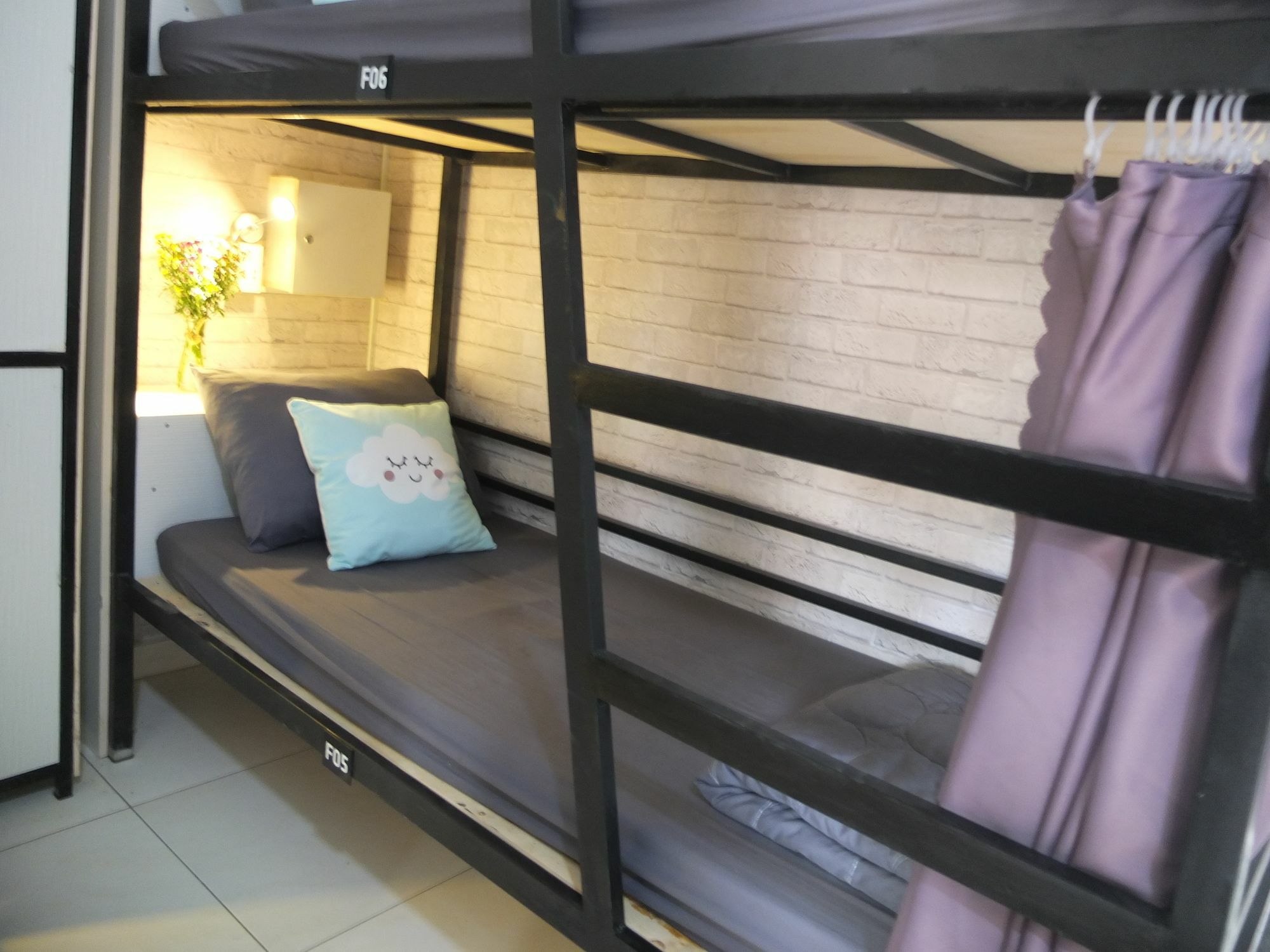 S Phuot Airport Hostel Ho Chi Minh City Exterior photo