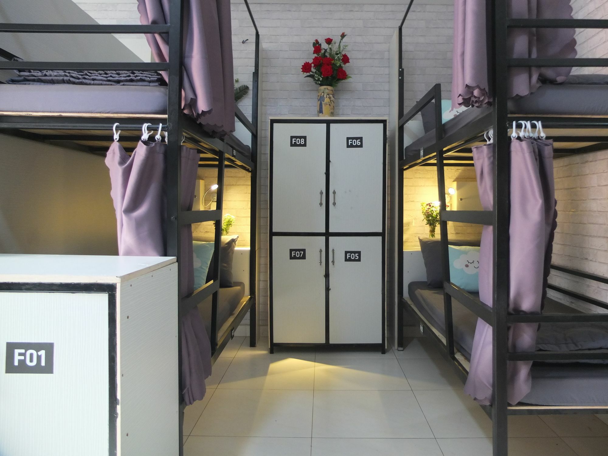 S Phuot Airport Hostel Ho Chi Minh City Exterior photo